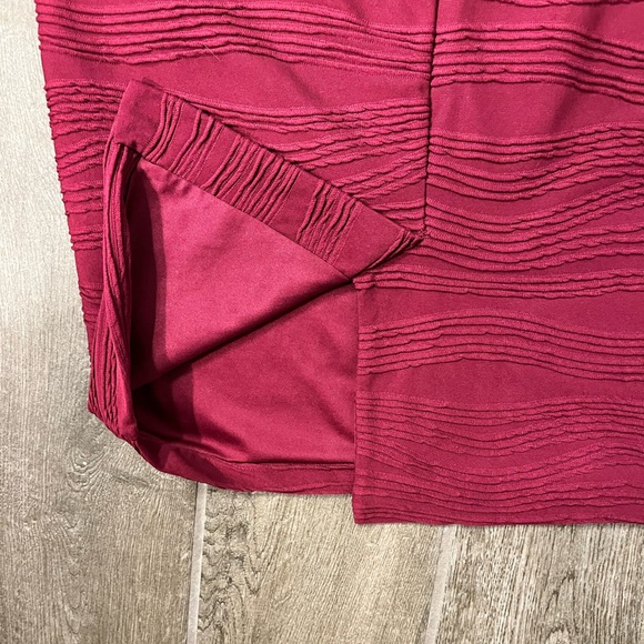 Mossimo Maroon Textured Pencil Skirt 100% Polyester Size S - Picture 5 of 8